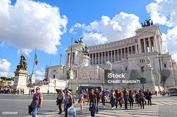 기념지 Of Vittorio Emanuele Ii 로마 거리에 대한 스톡 사진 및 기타 이미지 - 거리, 건축, 광각