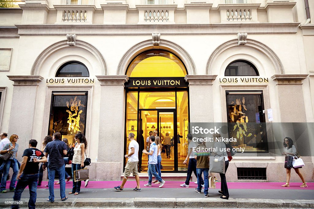 Louis Vuitton Shop Milan Italy Stock Photo - Download Image Now - Louis  Vuitton - Designer Label, Street, Adult - iStock