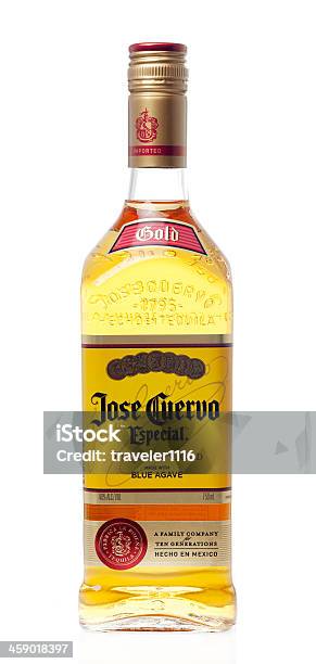 José Cuervo Especial Tequila - Fotografias de stock e mais imagens de Garrafa - Garrafa, Tequila - Bebida Branca, Agave