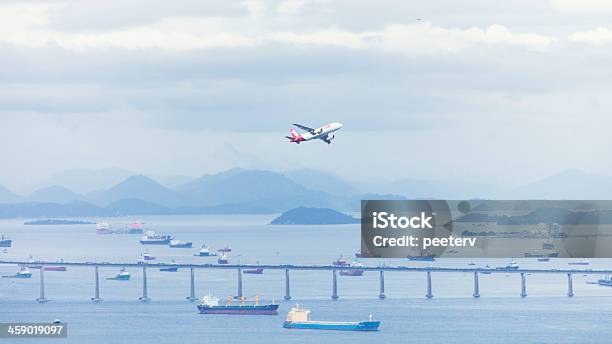 Flug Über Rio Stockfoto und mehr Bilder von Abheben - Aktivität - Abheben - Aktivität, Anhöhe, Bedeckter Himmel