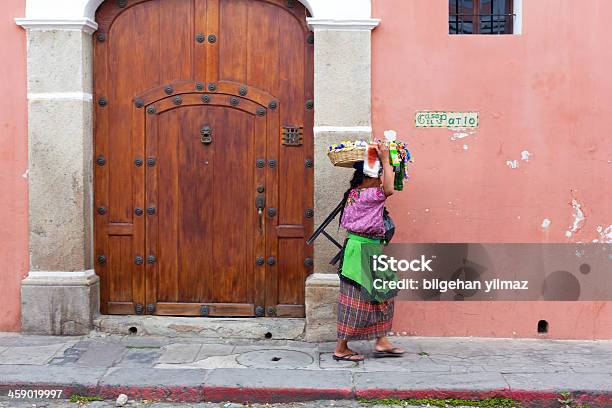 Donna Del Guatemala - Fotografie stock e altre immagini di Adulto - Adulto, America Centrale, Antigua - Guatemala occidentale