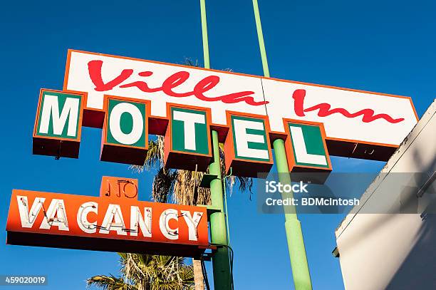 Vintage Vegas Villa Inn Motel - zdjęcia stockowe i więcej obrazów Bez ludzi - Bez ludzi, Fotografika, Fremont Street - Las Vegas