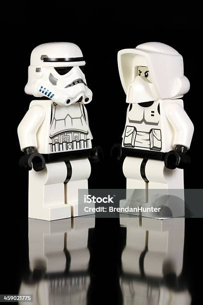 Foto de Conjunto De Serviços e mais fotos de stock de Stormtrooper - Star Wars - Stormtrooper - Star Wars, Artigo de vestuário para cabeça, Bloco de Plástico