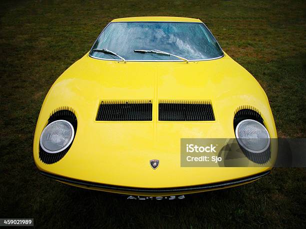 Lamborghini Miura S - Fotografias de stock e mais imagens de Lamborghini - Lamborghini, Letra S, 1970-1979