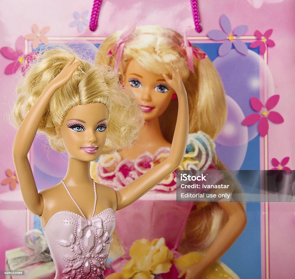 Barbie 발레리나 Fashon 인형 - 로열티 프리 패션 인형 스톡 사진