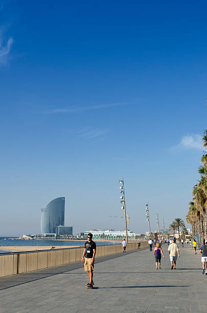 Barcelona paseo de la playa - foto de stock