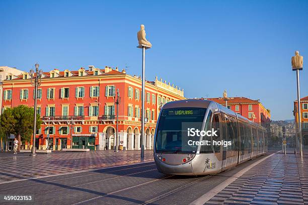 Трамвай В Ницце Франция — стоковые фотографии и другие картинки Архитектура - Архитектура, Без людей, Большой город