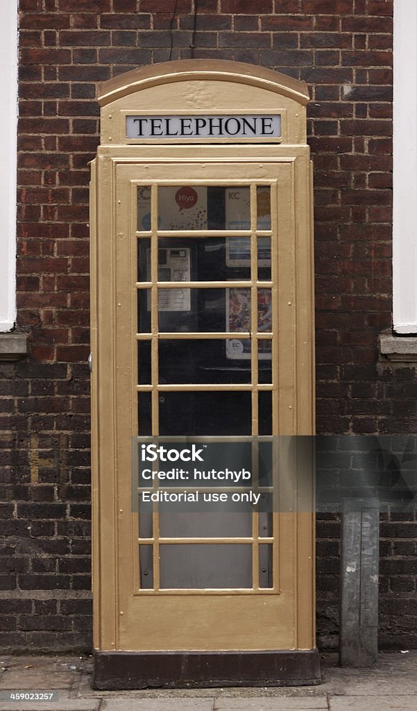 Oro di telefono a Hull - Foto stock royalty-free di Cabina telefonica