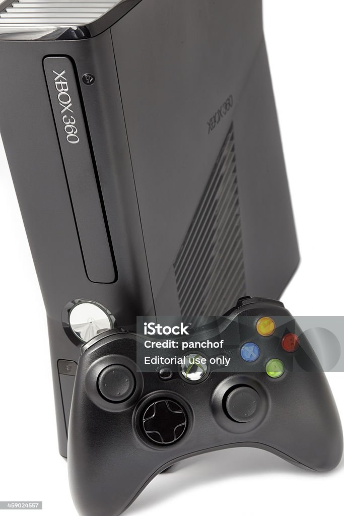 Xbox 360 consola de juegos - Foto de stock de Color negro libre de derechos