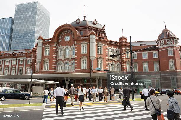 Estação De Tóquio No Japão - Fotografias de stock e mais imagens de Ao Ar Livre - Ao Ar Livre, Bairro de Chiyoda, Capitais internacionais