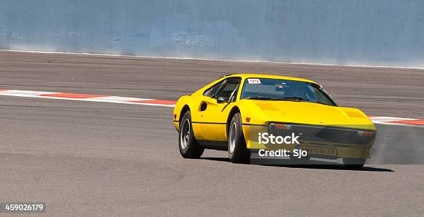 Ferrari 308 Gtb - Fotografias de stock e mais imagens de Amarelo - Amarelo, Ao Ar Livre, Atuação