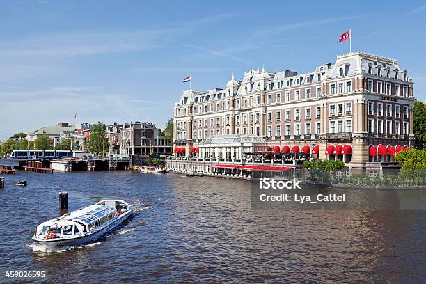 Photo libre de droit de Hôtel Amsterdam Amstel banque d'images et plus d'images libres de droit de Amsterdam - Amsterdam, Architecture, Bateau d'excursion