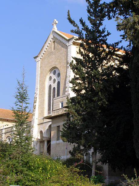 kościół w monastery latrun - latrun zdjęcia i obrazy z banku zdjęć