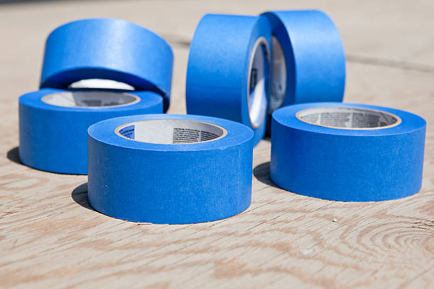 azul fitas - paint preparation adhesive tape indoors - fotografias e filmes do acervo