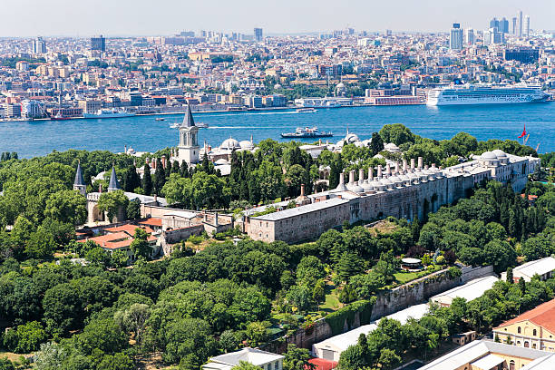 Topkapi Palace Aerial view of historical Topkapi Palace in Istanbul golden horn istanbul photos stock pictures, royalty-free photos & images