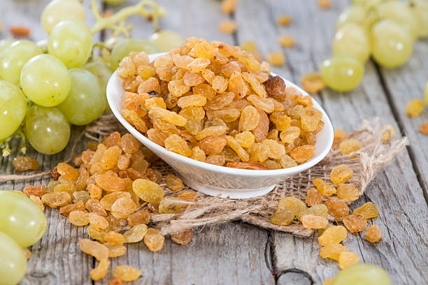 istock Portion of dried Grapes 459178923