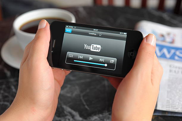 youtube 동영상 iphone 4 - video iphone youtube mobile phone 뉴스 사진 이미지