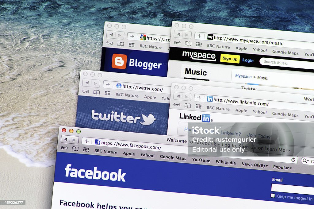 Social media web sites on computer screen Astanbul, TArkey - November 01, 2011 : Social media web sites. Facebook, Twitter, Linkedin, Blogger and Myspace. Blogging Stock Photo