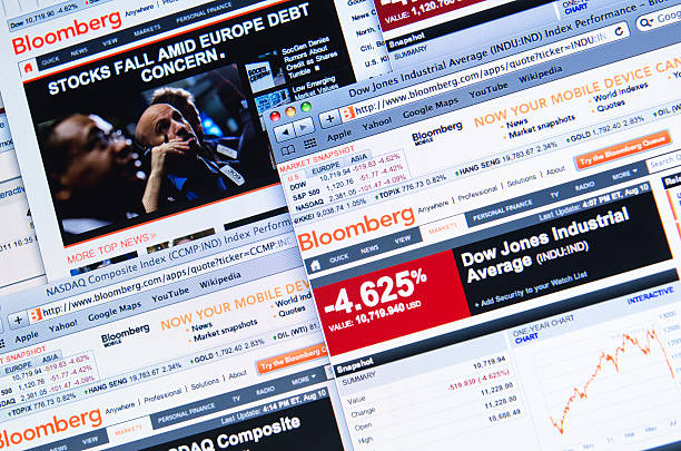 la crise a montré en bourse bloomberg.com - bloomberg photos et images de collection