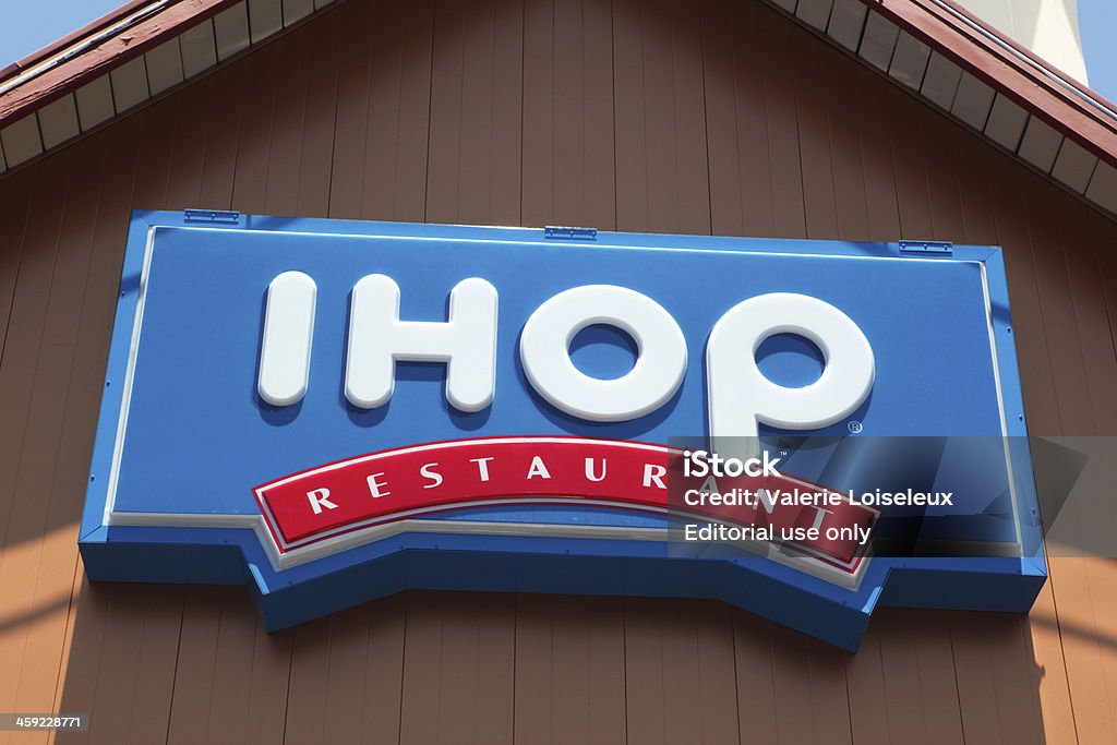 Ihop Restaurant Neon Sign Stock Photo - Download Image Now - IHOP,  Restaurant, Building Exterior - iStock