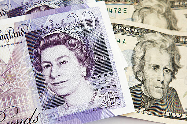 fuerte libra débil de dólares - british currency fotos fotografías e imágenes de stock