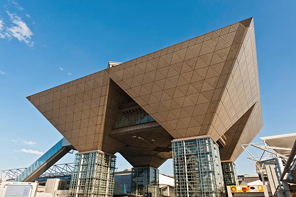 tokio big wzroku międzynarodowego centrum wystawowego odaiba japonii - centrum wystawiennicze tokyo big sight zdjęcia i obrazy z banku zdjęć