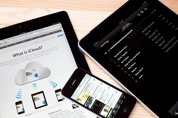 何が icloud - ipad apple computers note pad touch screen ストックフォトと画像
