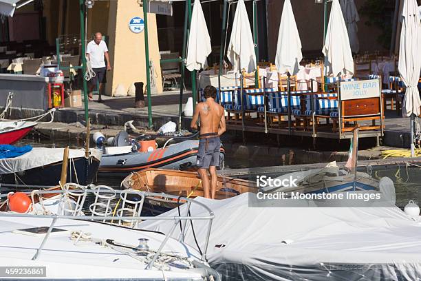 Foto de Portofino Na Riviera Di Levante Itália e mais fotos de stock de 20 Anos - 20 Anos, 25-30 Anos, Adulto