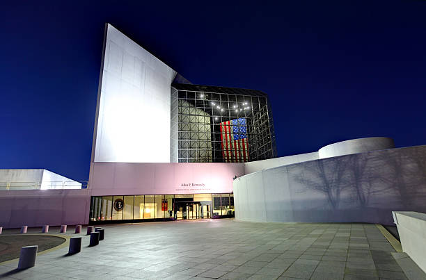 john f. kennedy biblioteca e museu presidente - john f kennedy imagens e fotografias de stock