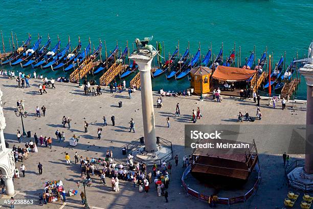 Gondola Wharft Na Plaza San Marco - zdjęcia stockowe i więcej obrazów Aranżować - Aranżować, Dzwonnica - Wieża, Europa - Lokalizacja geograficzna