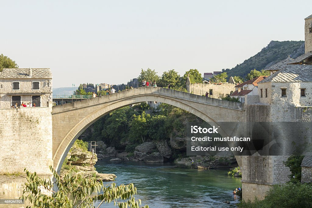 Mostar old bridge - Foto de stock de Antigo royalty-free