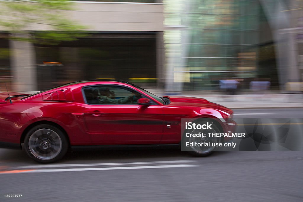 2012 Ford Mustang Coupe - Foto de stock de Ford Mustang royalty-free