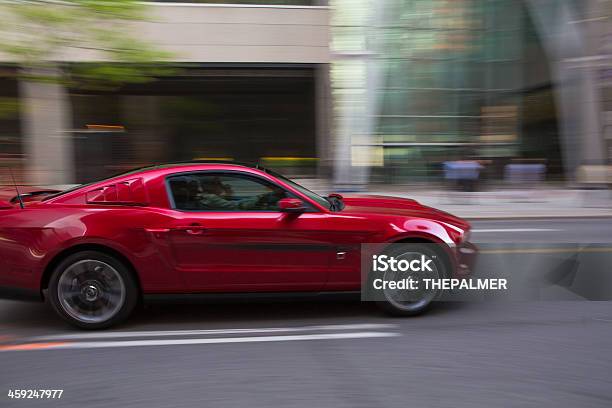 Foto de 2012 Ford Mustang Coupe e mais fotos de stock de Ford Mustang - Ford Mustang, Carro, Carro esportivo