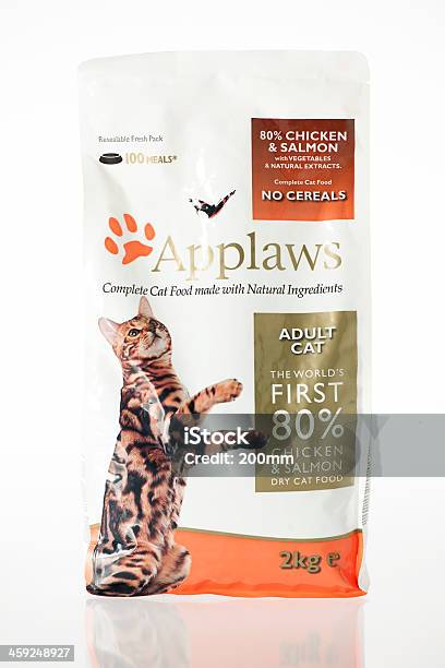 Applaws Katze Und Hund Essen Stockfoto und mehr Bilder von Ausgedörrt - Ausgedörrt, Domestizierte Tiere, Editorial