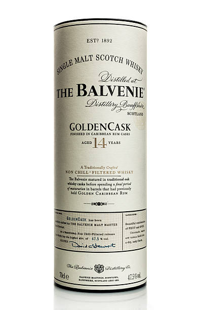 싱글 몰트 위스키 balvenie scoth 이 - the balvenie whisky 뉴스 사진 이미지