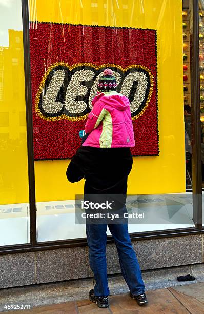 루킹 Lego 로고 1 Xxl Lego에 대한 스톡 사진 및 기타 이미지 - Lego, 아이, Brand Name