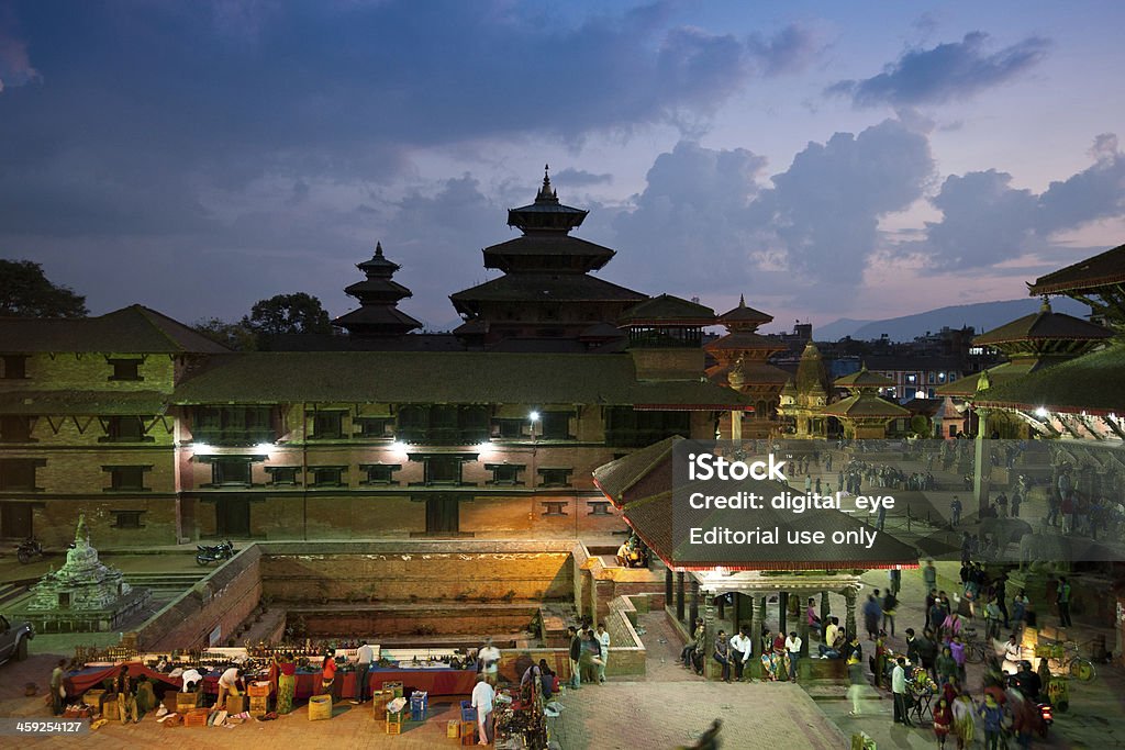 Dubar la place Patan au crépuscule - Photo de Architecture libre de droits