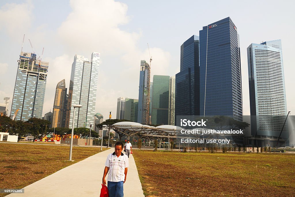 Marina Bay de Singapour et l'arrière de la ville - Photo de Adulte libre de droits