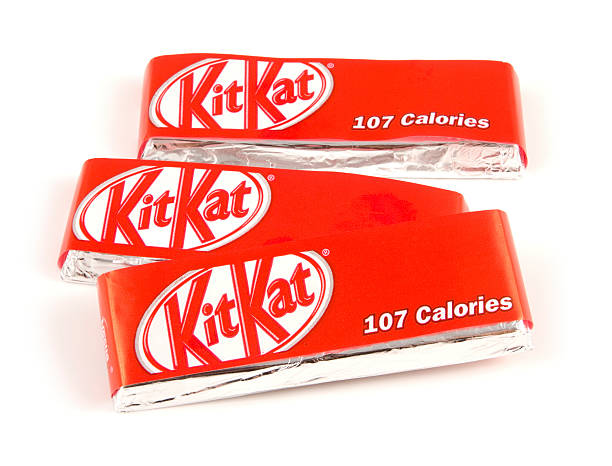 kit kat barras - hersheys imagens e fotografias de stock