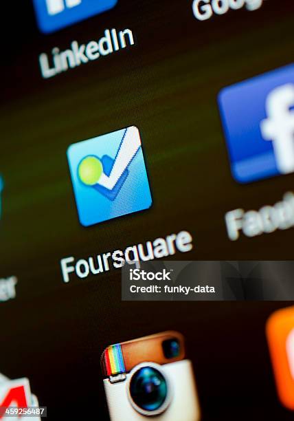 Aplikacja Foursquare - zdjęcia stockowe i więcej obrazów Aplikacja mobilna - Aplikacja mobilna, Bez ludzi, Bliskie zbliżenie