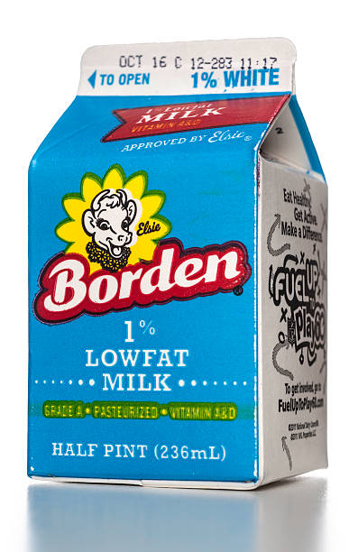 Borden 1% Lowfat leche la mitad de una pinta - foto de stock