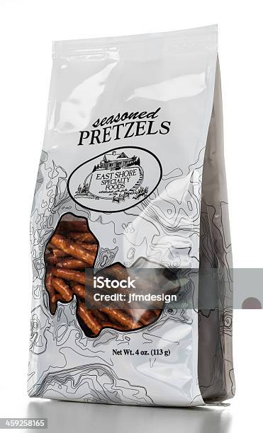 Sazonado Pretzels Con Especialidades De La Costa Este Foto de stock y más banco de imágenes de Al horno