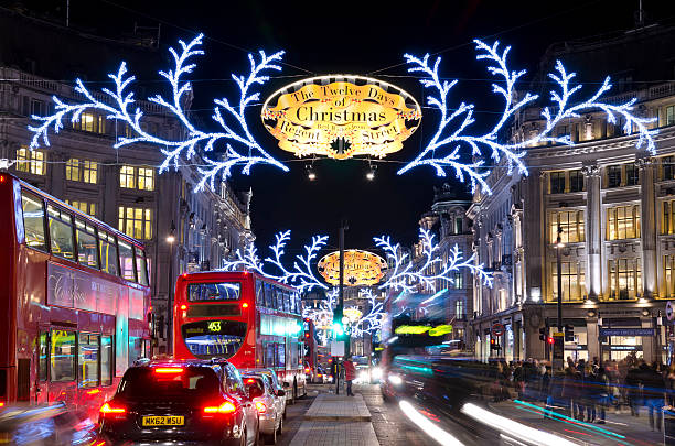 Decoración de Navidad, Regent Street, en el centro de Londres - foto de stock