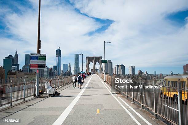 Ponte Di Brooklyn Percorso - Fotografie stock e altre immagini di Ambientazione esterna - Ambientazione esterna, Angolo - Forma, Architettura