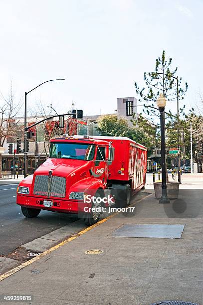 Coca Cola Camion Di Consegna - Fotografie stock e altre immagini di Ambientazione esterna - Ambientazione esterna, Automobile, California