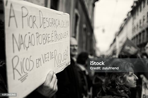 Protesta Rally Di Lisbona - Fotografie stock e altre immagini di Bianco e nero - Bianco e nero, Città di Lisbona, Composizione orizzontale