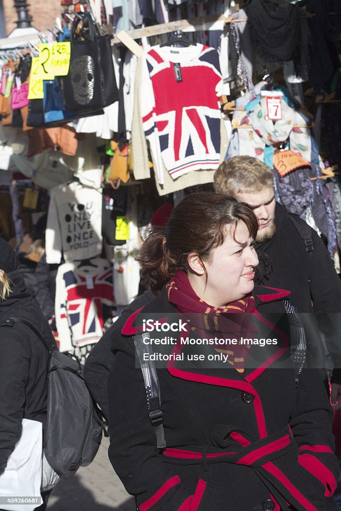 Portobello Road Market in London, England - Lizenzfrei 25-29 Jahre Stock-Foto