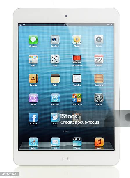 Blanco Apple Ipad Mini Foto de stock y más banco de imágenes de Aplicación para móviles - Aplicación para móviles, Blanco - Color, Comunicación