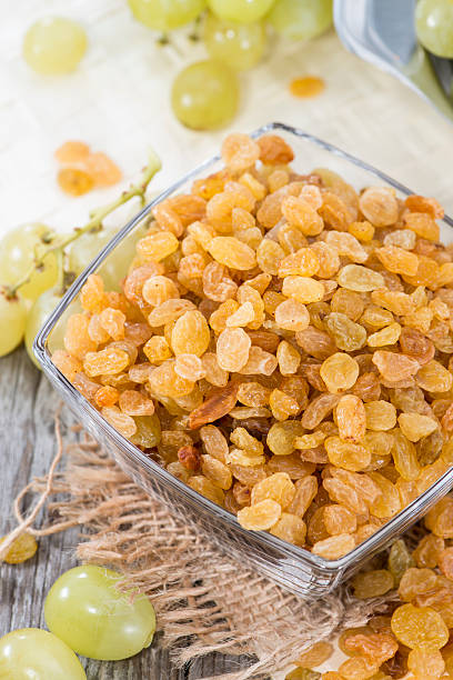 istock Portion of dried Grapes 459261623