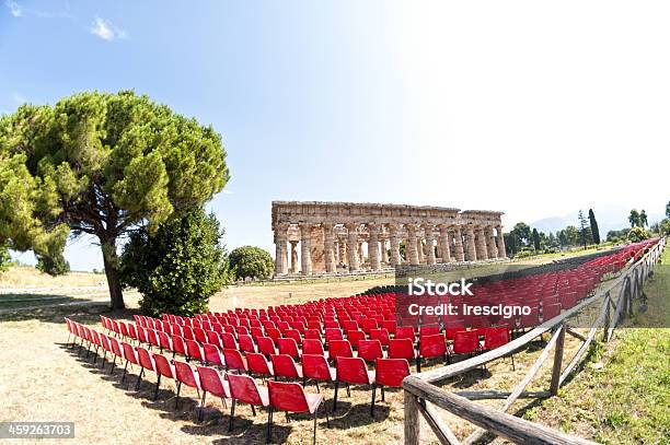 Templo Romano Foto de stock y más banco de imágenes de Antigualla - Antigualla, Arquitectura, Campania